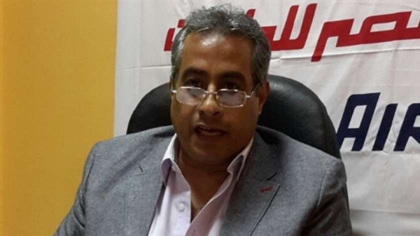 حسن شحاتة رئيس الاتحاد العام لنقابات عمال مصر