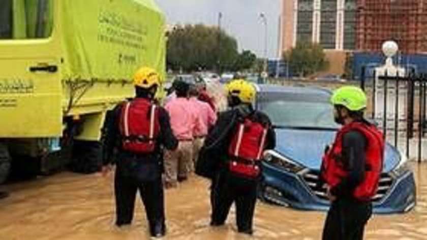 فيضانات تضرب سلطنة عمان