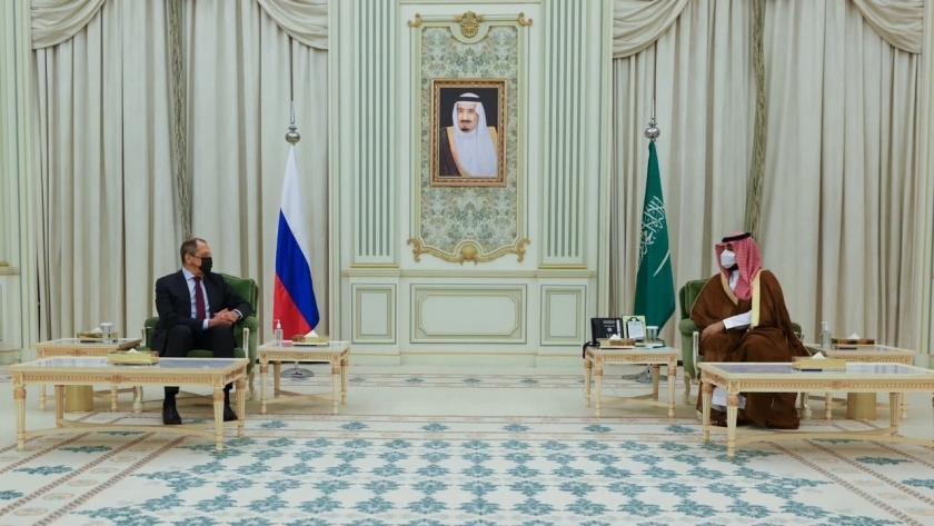لقاء ولي العهد السعودي ووزير الخارجية الروسي