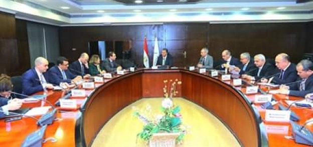 هيئة ميناء دمياط تشارك في اجتماع وزير النقل ووفد البنك الأوروبي لإعادة الإعمار والتنمية