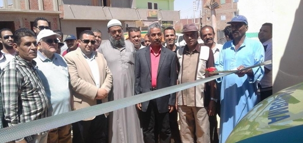 رئيس مركز الداخلة بالوادي الجديد يفتتح مركز للإسعاف الطائر بقرية الشيخ والى