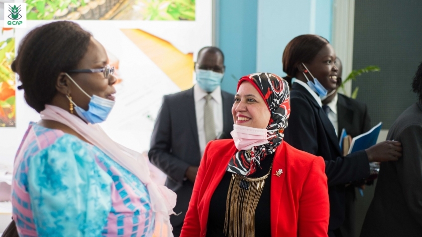 زيارة وزيرة الزراعة السودانى  للمعمل المركزي لتحليل متبقيات المبيدات بوزارة الزراعة