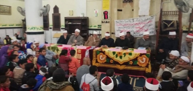"أوقاف الإسكندرية" تكرم 200 طالب بالمدرسة القرآنية بأبيس