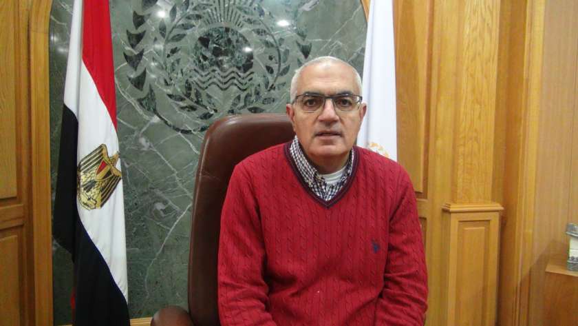 الدكتور أشرف عبد الياسط ، رئيس جامعة المنصورة