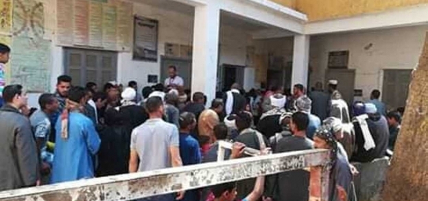 اقبال كثيفا على التصويت على الاستفتاءبلجان قرى البداري ساحل سليم بأسيوط