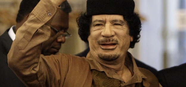 الرئيس الليبي الراحل معمر القذافي