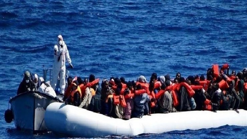 قارب هجرة غير شرعية