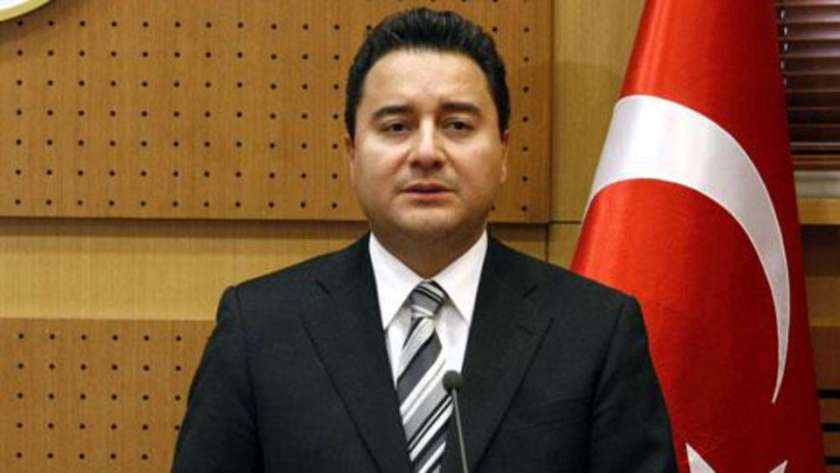 على باباجان، نائب رئيس الوزراء التركى الأسبق