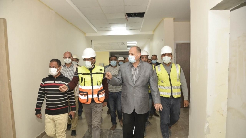 محافظ أسيوط يتفقد أعمال تنفيذ جامعة بدر بمدينة ناصر الجديدة