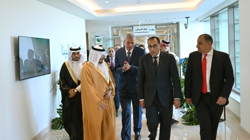 د. مصطفى مدبولي رئيس الوزراء خلال افتتاح المستشفى