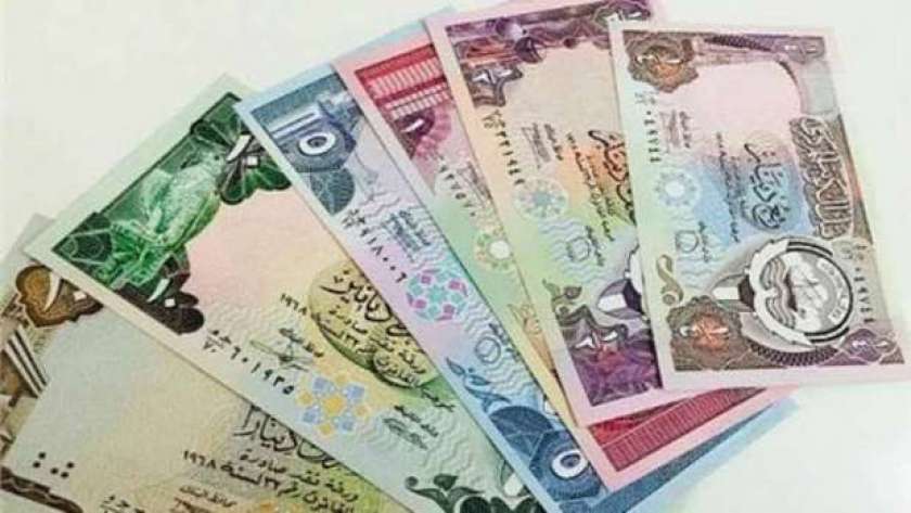 سعر الدينار الكويتي اليوم في البنوك