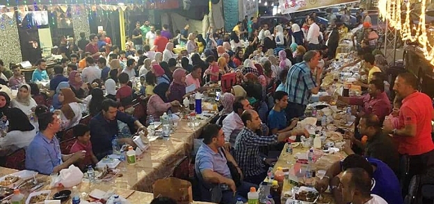 حفل افطار جماعي بمدينة "شيخ العرب": "طنطا على ترابيزة فطار واحدة"