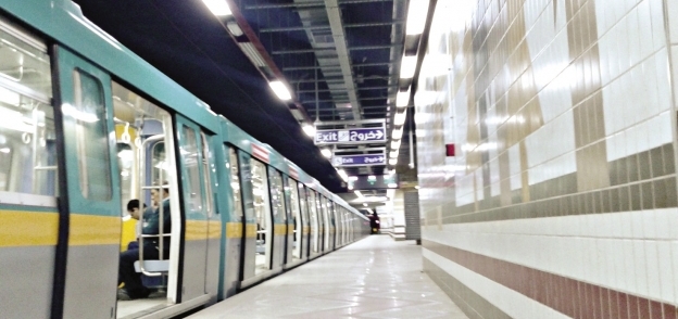 محطة الأهرام بالخط الثالث بالمترو