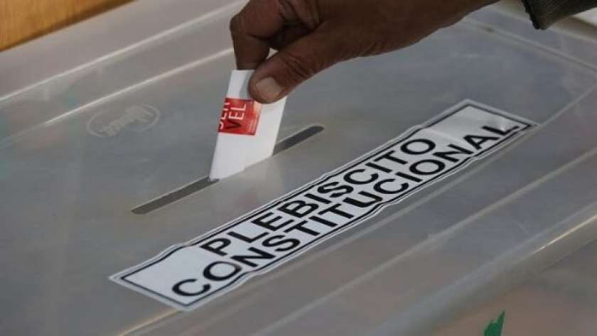 الاستفتاء على الدستور في تشيلي