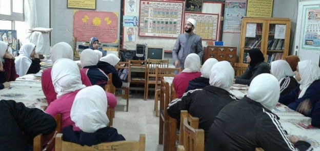 واعظ الأزهر في الإسكندرية يعرفون التلاميذ إسلامية وعروبة القدس