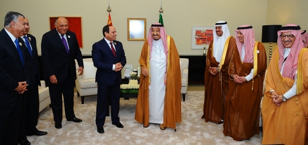 الرئيس السيسى والملك سلمان خلال لقائهما على هامش قمة عمان
