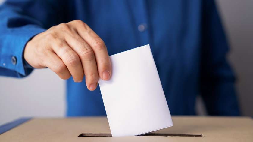 عملية التصويت في الانتخابات