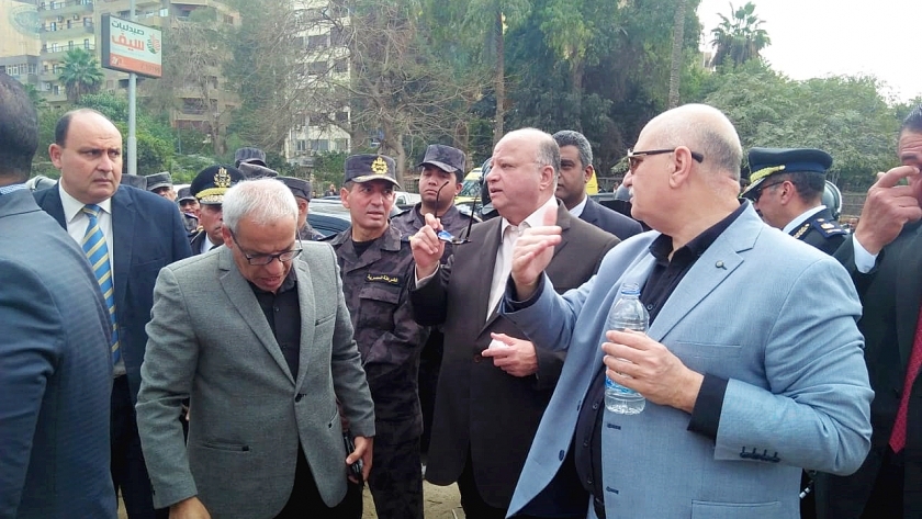 محافظ القاهرة يتابع نقل سكان أبو السعود