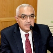 الدكتور أشرف عبد الباسط
