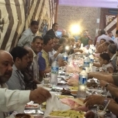 بالصور| أقباط كفر الشيخ ينظمون إفطارا جماعيا لأهالي "بيلا" بمشاركة "خلوا بالكم من بلدكم"