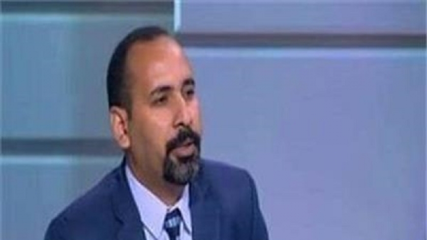 الدكتور عبد المهدي مطاوع المحلل السياسي الفلسطيني