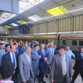 وزير النقل خلال جولته في محطة قطار سيجي جابر