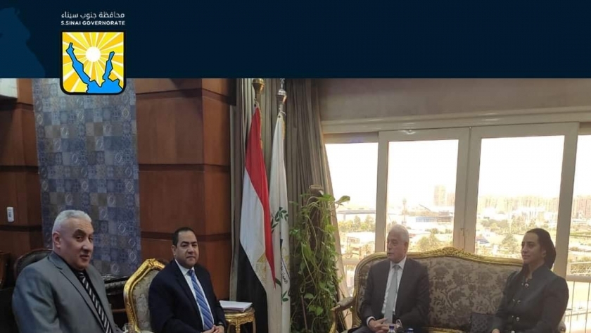 لقاء محافظ جنوب سيناء مع رئيس الجهاز المركزي للتنظيم والإدارة