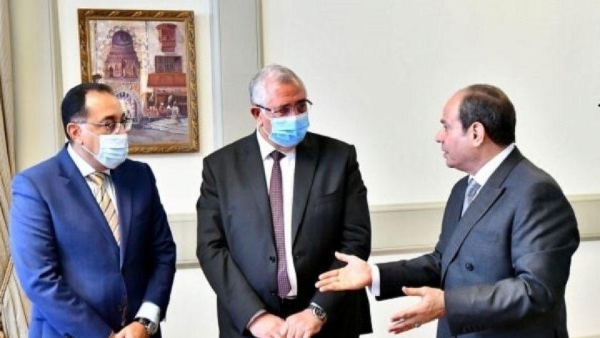 الرئيس عبد الفتاح السيسي خلال اجتماعه مع وزير الزراعة