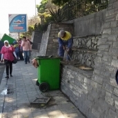 تجريف ونظافة حديقة الشلالات وسط الإسكندرية