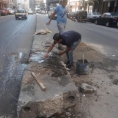 أعمال ترميم بطريق شارع "جمال عبدالناصر" شرق الإسكندرية