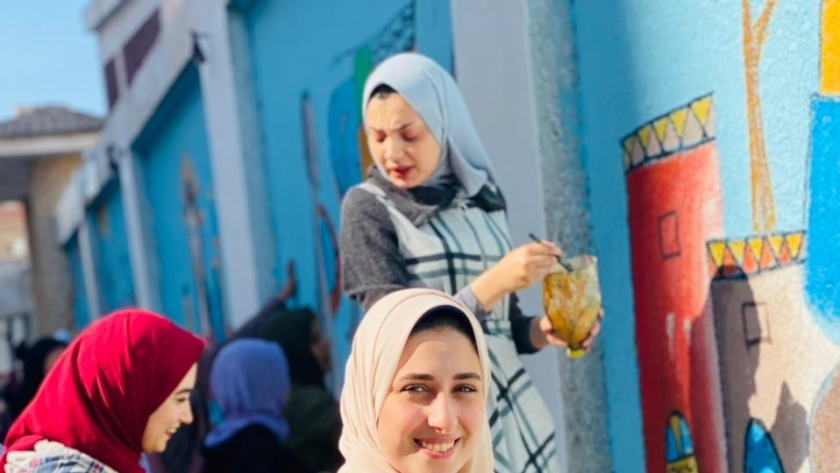 طلاب نوعية كفر الشيخ يحولون الشوارع إلي لوحات فنية