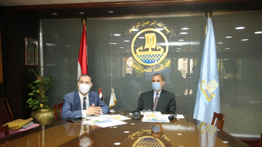 محافظ كفر الشيخ يستعرض الوضع الصحى مع وزيرة الصحة