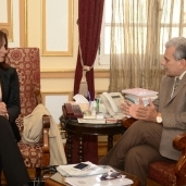 وزيرة الهجرة مع د.جابر نصار