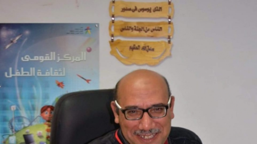 الكاتب محمد ناصف رئيس المركز القومي لثقافة الطفل