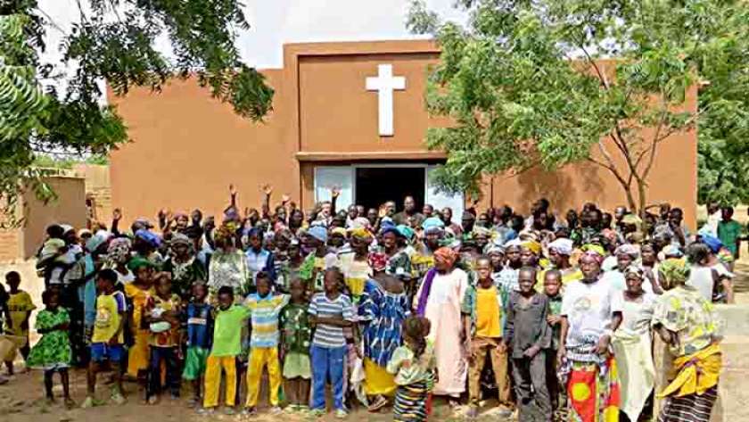 أرشيفية - كنيسة في بوركينا فاسو