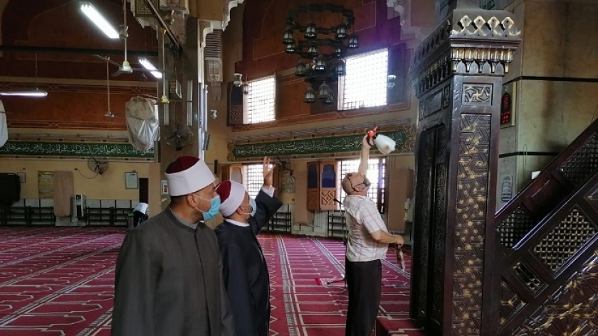 إجراءات احترازية في المساجد للوقاية من كورونا