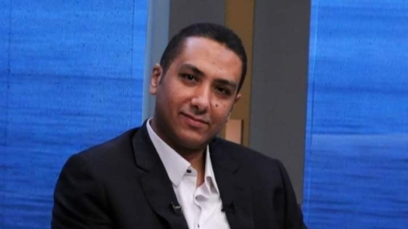 الكاتب محمد توفيق الفائز بجائزة الدولة التشجيعية
