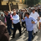 بالصور : محافظ القاهرة يقود حملة مكبرة لازالة الاشغالات