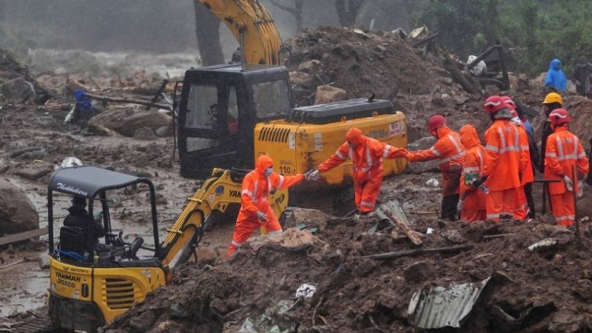كوارث..ارتفاع ضحايا انهيارات إندونيسيا إلى 56 شخصا وزلزال يضرب تايوان
