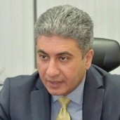 شريف فتحي، وزير الطيران المدني السابق