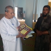 "أوقاف الإسكندرية": التحقيق مع أئمة ومصادرة كتب وصناديق تبرعات بمساجد