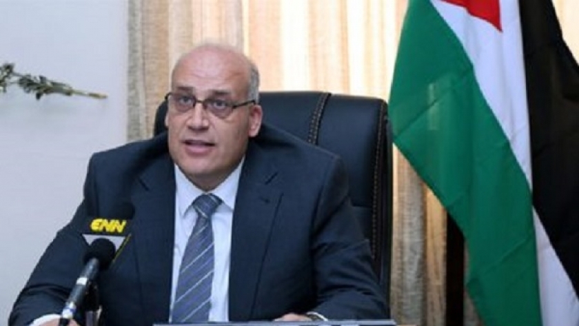 وزير العمل الفلسطيني الدكتور نصري أبو جيش