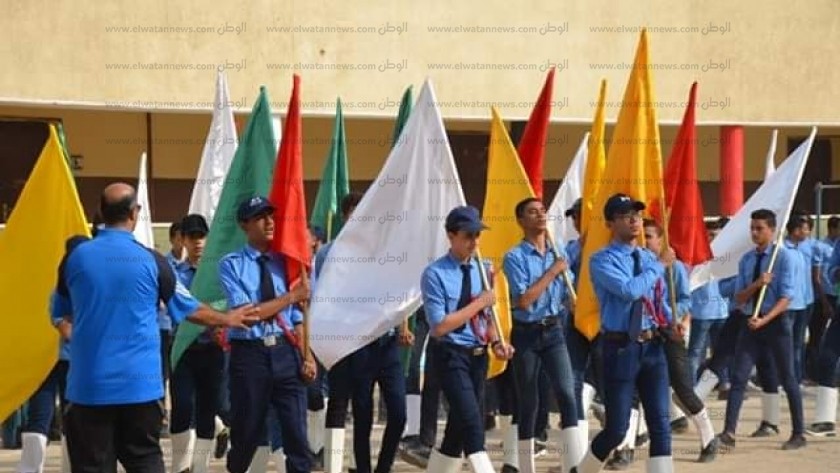 بطابور عرض عسكرى الإسماعيلية تبدأ الاحتفالات بعيدها القومي اليوم.
