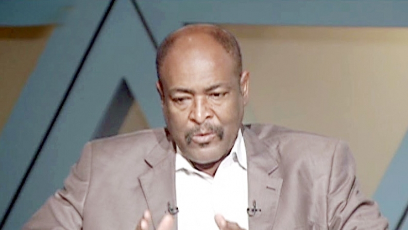 الكاتب الصحفى السودانى سيبويه يوسف