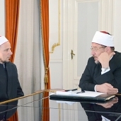 وزير الأوقاف وإمام مسجد النور