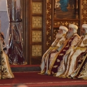 البابا مع الأساقفة الجدد