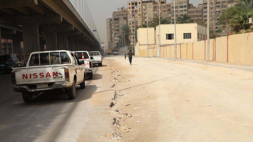 محافظ الجيزة يتفقد توسعات طريق المريوطية وبديل شارع الأهرام (صور)