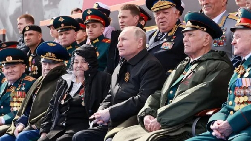 بوتين مع قادة الجيش