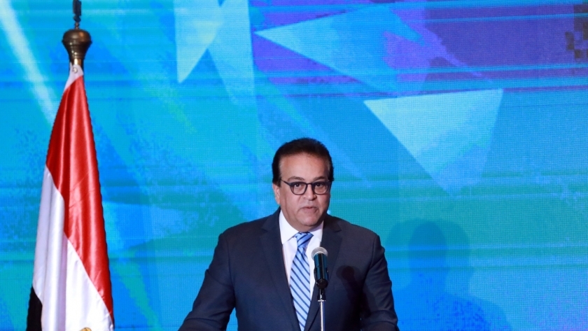 الدكتور خالد عبدالغفار، وزير الصحة