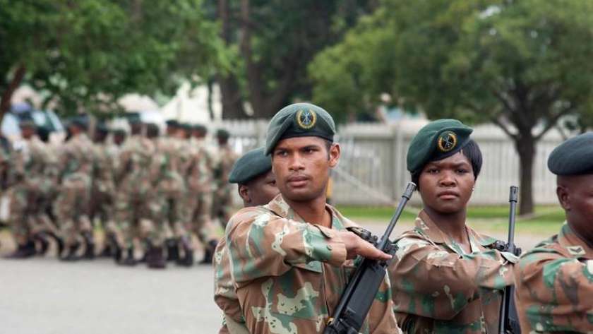 جنود بالجيش الموزمبيقي